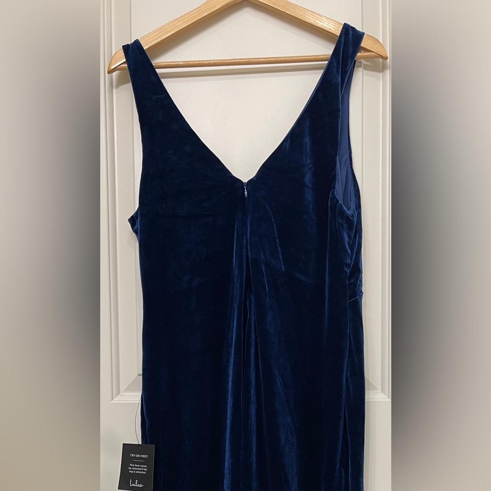 Lulu's Deep Navy Velvet V-Neck Midi Dress - Picture 4 of 5